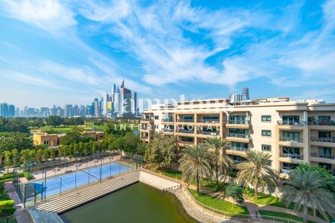 Apartment in The Views 1, The Views, Dubai 2 bedrooms, 131.73645400 sq.m. № 108919 - photo 8
