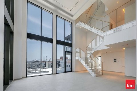 Penthouse in Dubai 5 bedrooms, 1054.5 sq.m. № 108969 - photo 7