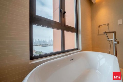 Penthouse in Dubai 5 bedrooms, 1054.5 sq.m. № 108969 - photo 17