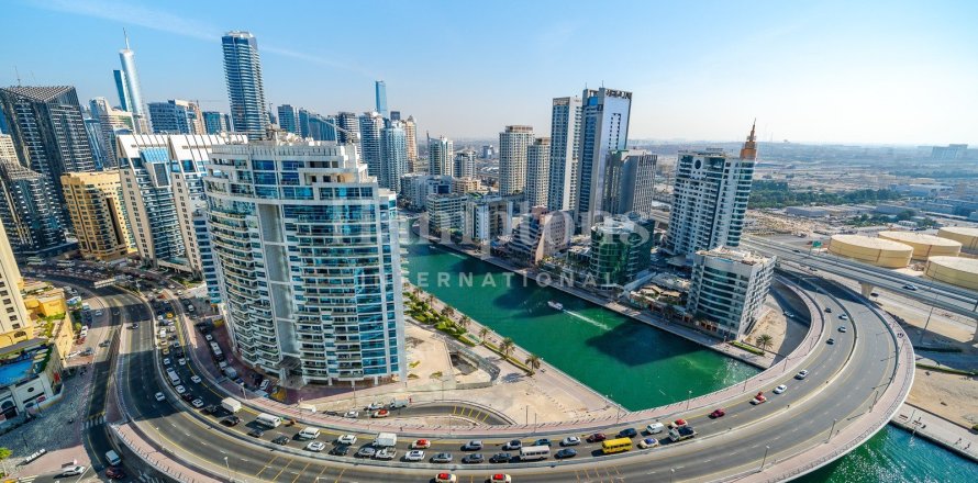 Apartment in Jumeirah Beach Residence, Dubai 1 bedroom, 79.525 sq.m. № 108915