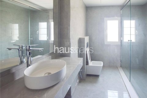 Townhouse in Jumeirah Village Triangle, Dubai 2 bedrooms, 152 sq.m. № 43932 - photo 6