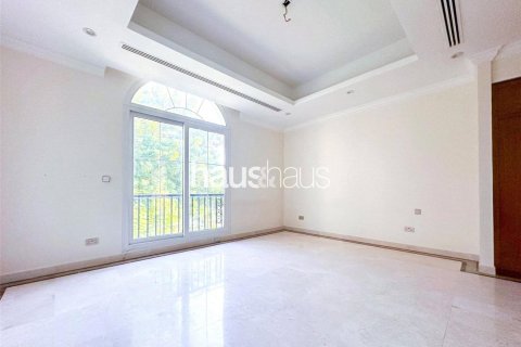 Villa en Emirates Hills, Dubai, 6 dormitorios, 860 m², № 43935 - foto 18