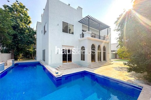 Villa en Emirates Hills, Dubai, 6 dormitorios, 860 m², № 43935 - foto 6