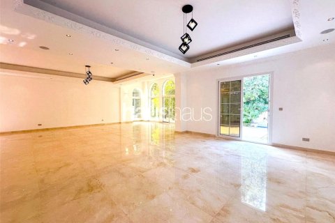 Villa en Emirates Hills, Dubai, 6 dormitorios, 860 m², № 43935 - foto 15
