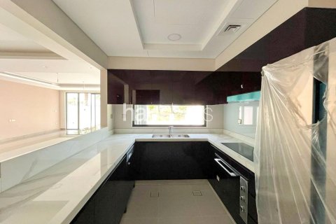 Townhouse in DAMAC Hills (Akoya by DAMAC), Dubai 4 bedrooms, 185 sq.m. № 43933 - photo 5