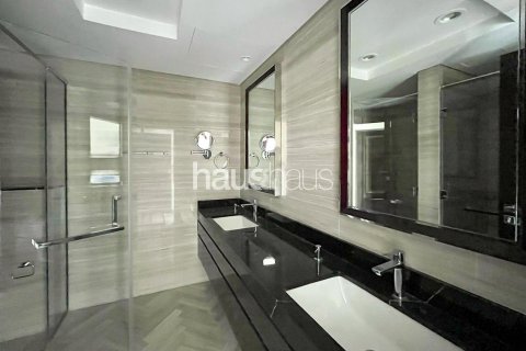 Townhouse in DAMAC Hills (Akoya by DAMAC), Dubai 4 bedrooms, 185 sq.m. № 43933 - photo 7