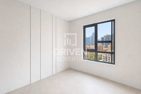 Apartment in The Residences, Downtown Dubai (Downtown Burj Dubai), Dubai 2 bedrooms, 205.97 sq.m. № 141078 - photo 7