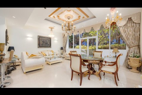 Apartment in Palm Jumeirah, Dubai 1 bedroom, 175 sq.m. № 57431 - photo 2