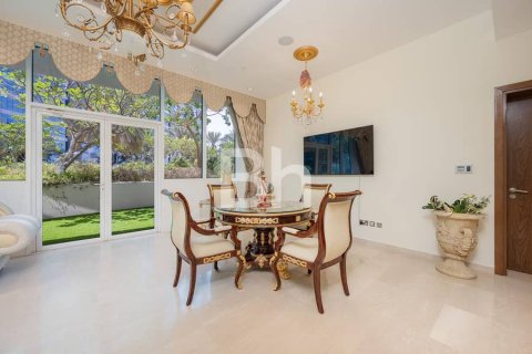 Apartment in Palm Jumeirah, Dubai 1 bedroom, 175 sq.m. № 57431 - photo 13