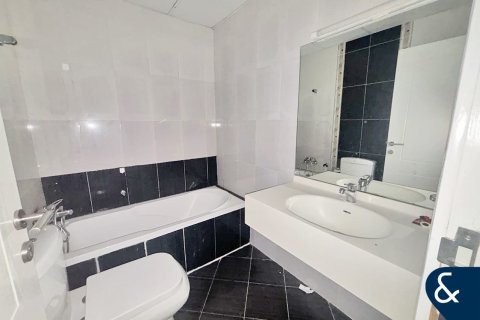 Купить квартиру в Marina Wharf, Дубай Марина, Дубай: 3 спальни, 116м², № 75993 - фото 8