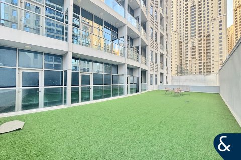 Купить квартиру в Marina Wharf, Дубай Марина, Дубай: 3 спальни, 116м², № 75993 - фото 1