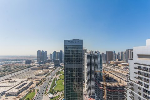 Apartamento en Jumeirah Islands, Dubai, 3 dormitorios, 244 m², № 123826 - foto 2