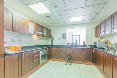 Apartamento en Jumeirah Islands, Dubai, 3 dormitorios, 244 m², № 123826 - foto 6