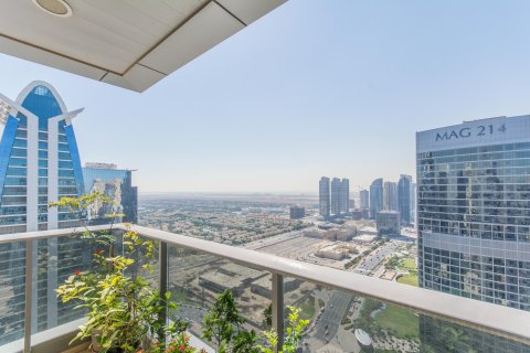 Apartamento en Jumeirah Islands, Dubai, 3 dormitorios, 244 m², № 123826 - foto 24