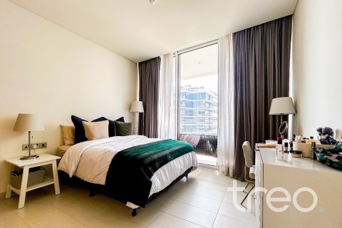 Apartment in Palm Jumeirah, Dubai 2 bedrooms, 123.93 sq.m. № 123534 - photo 13