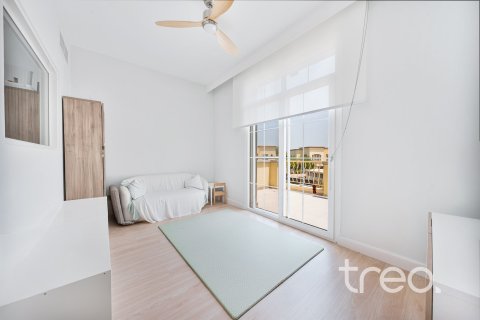 Villa à The Springs, Dubai, 3 chambres, 235.23 m², № 123537 - photo 15