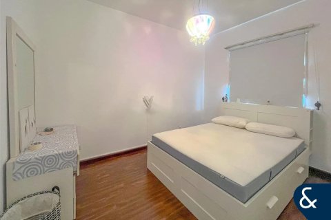 Купить виллу в The Springs, Дубай: 3 спальни, 210м², № 91375 - фото 8