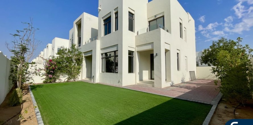 Вилла в Mira Oasis, Рим, Дубай, 3 спальни, 238м², № 91306