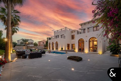 Купить виллу в Джумейра Гольф Эстейтс, Дубай: 5 спален, 929м², № 91376 - фото 2