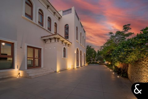 Купить виллу в Джумейра Гольф Эстейтс, Дубай: 5 спален, 929м², № 91376 - фото 8