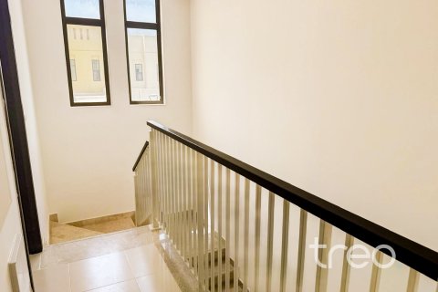 Villa in Mira Oasis 3, Reem, Dubai 4 bedrooms, 263.29 sq.m. № 119956 - photo 8