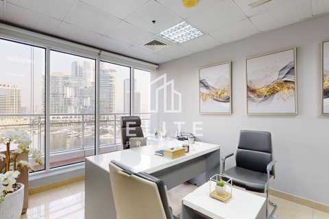 Bureau à Dubai, 104 m², № 37239 - photo 2