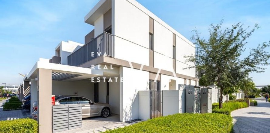 Maison de ville à Dubai, 4 chambres, 201.87 m², № 52816
