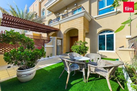 Villa in Dubai 3 bedrooms, 306.6 sq.m. № 72144 - photo 3