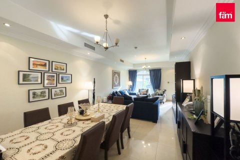 Villa in Dubai 3 bedrooms, 306.6 sq.m. № 72144 - photo 8