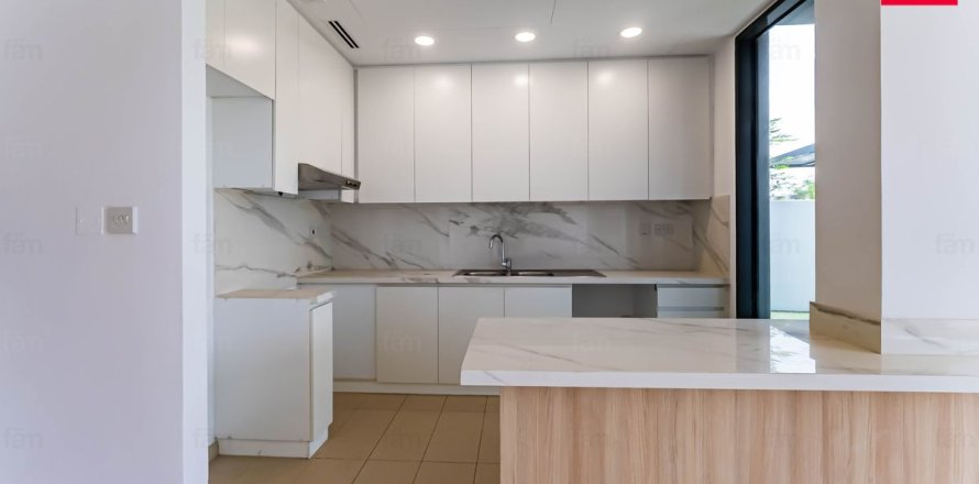 فيلا في دبي 3 غرف نوم, 190.7 م² رقم 72142