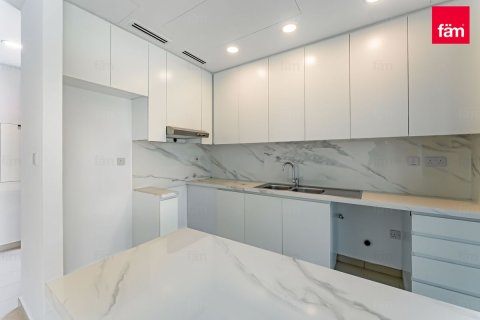 Villa à Dubai, 3 chambres, 190.7 m², № 72142 - photo 2