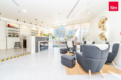 Shop in Dubai Marina, Dubai 511.2 sq.m. № 72146