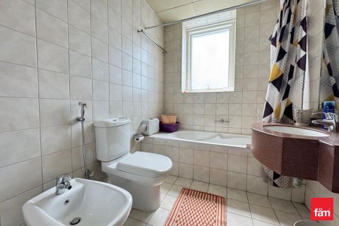 Apartment in Dubai 2 bedrooms, 121.7 sq.m. № 72145 - photo 15