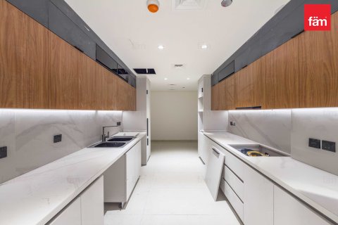 Купить квартиру в Дубае: 2 спальни, 155м², № 84602 - фото 4