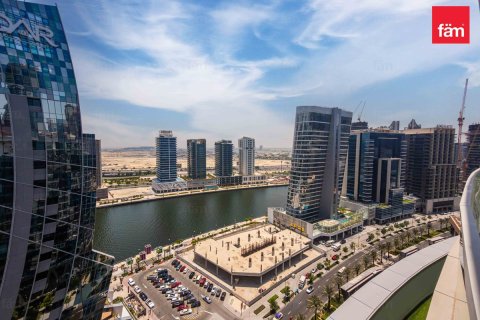 Apartamento en Business Bay, Dubai, 3 dormitorios, 160.7 m², № 119249