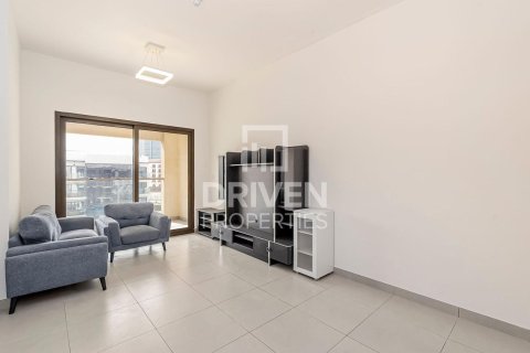 Apartamento en Arjan, Dubai, 3 dormitorios, 228.63 m², № 140693