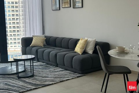Снять в аренду квартиру в Бизнес-Бэе, Дубай: 1 спальня, 95м², № 93723 - фото 2