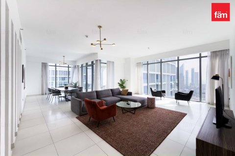 Apartment in Downtown Dubai (Downtown Burj Dubai), Dubai 3 bedrooms, 223 sq.m. № 93724 - photo 1