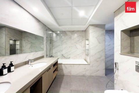 Apartment in Downtown Dubai (Downtown Burj Dubai), Dubai 3 bedrooms, 223 sq.m. № 93724 - photo 25