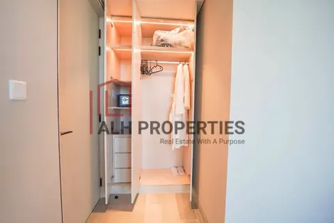 Apartment in Dubai Marina, Dubai 2 bedrooms, 110 sq.m. № 92825 - photo 16