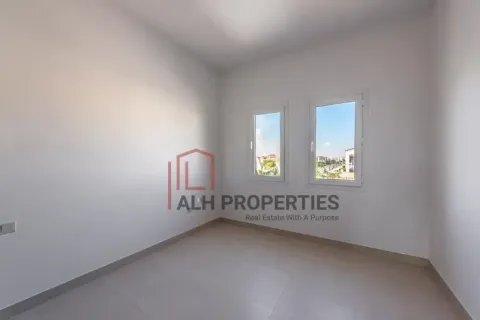Townhouse in Dubai Land, Dubai 3 bedrooms, 260 sq.m. № 92828 - photo 16