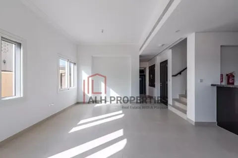 Townhouse in Dubai Land, Dubai 3 bedrooms, 260 sq.m. № 92828 - photo 5