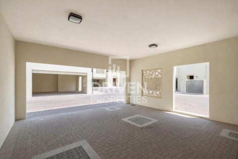 Villa in Mira Oasis, Reem, Dubai 3 bedrooms, 260.13 sq.m. № 143165 - photo 4