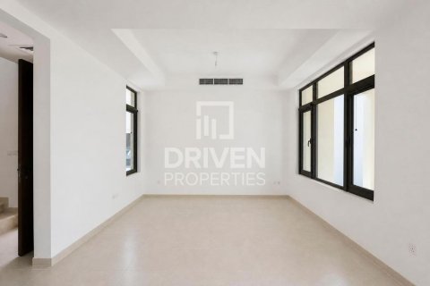 Villa in Mira Oasis, Reem, Dubai 3 bedrooms, 260.13 sq.m. № 143165 - photo 8