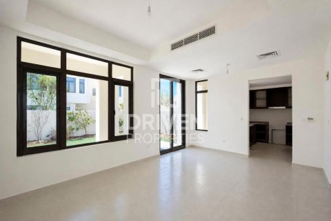 Villa in Mira Oasis, Reem, Dubai 3 bedrooms, 260.13 sq.m. № 143165