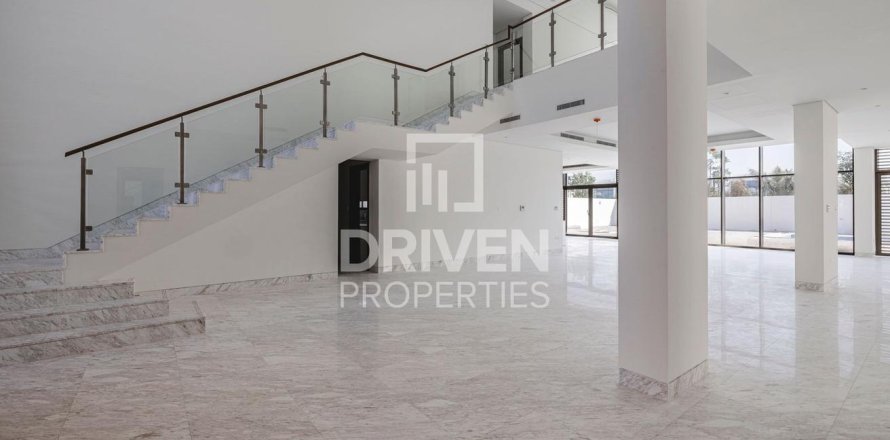 Villa en District One, Mohammed Bin Rashid City, Dubai, 6 dormitorios, 1124.96 m², № 125247