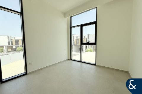 Купить виллу в Мудоне, Дубай: 4 спальни, 460м², № 91227 - фото 10