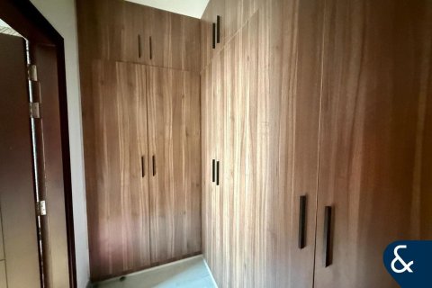 Adosado en Al Furjan, Dubai, 4 dormitorios, 269 m², № 91220 - foto 12