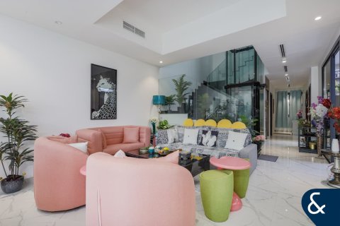 Townhouse in Al Furjan, Dubai 4 bedrooms, 269 sq.m. № 91220 - photo 3