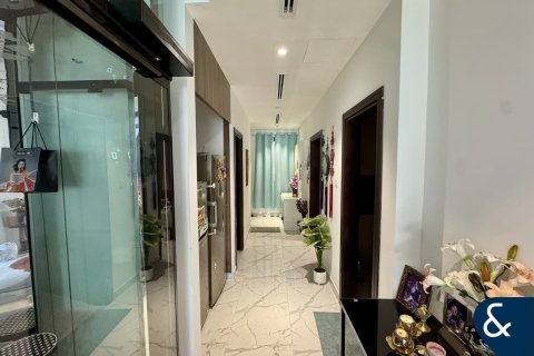 Adosado en Al Furjan, Dubai, 4 dormitorios, 269 m², № 91220 - foto 3